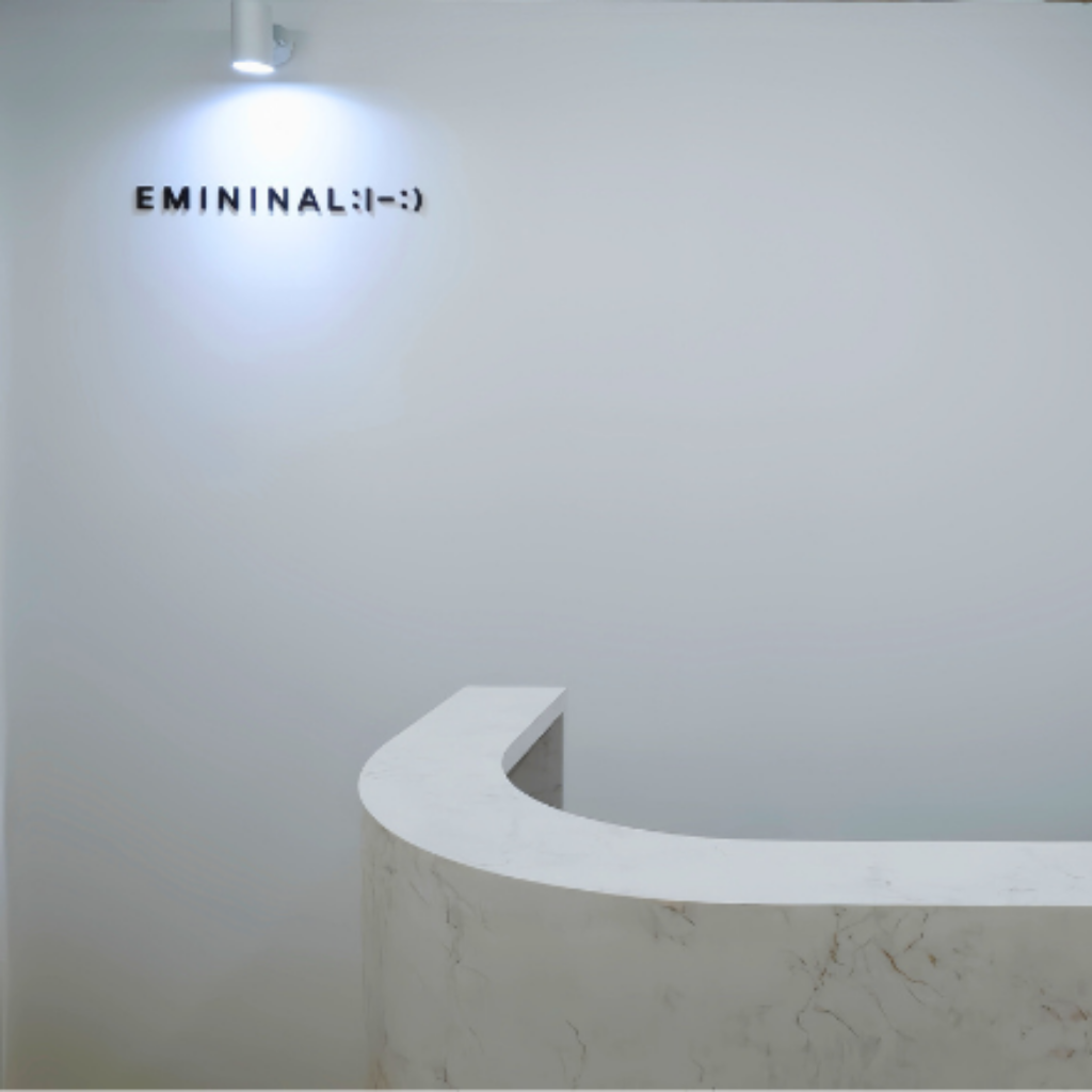 オフィス ホワイトニング 特別料金チケット 50%割引！（恵比寿店 駅から徒歩1分）